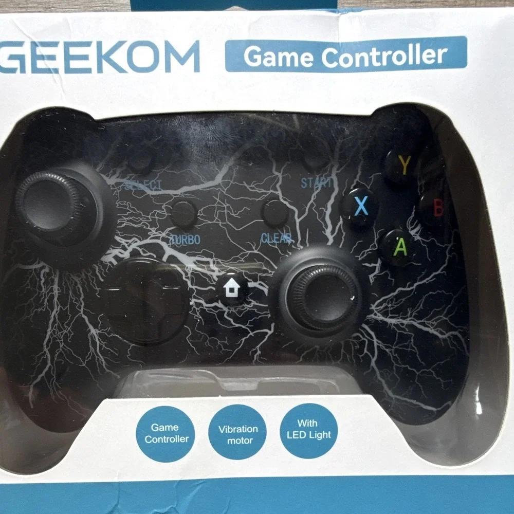 GEEKOM Bluetooth Controller Nintendo Switch PC Turbo Vibration LED Black J64466
